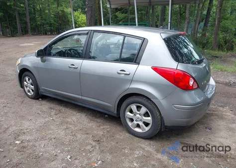 2008 Nissan Versa 1.8Sl z USA, uszkodzony, nr VIN 3N1BC13E38L455679
